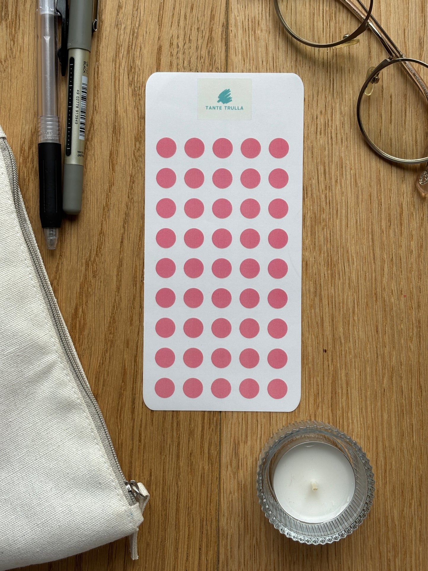 Just Dots | bright