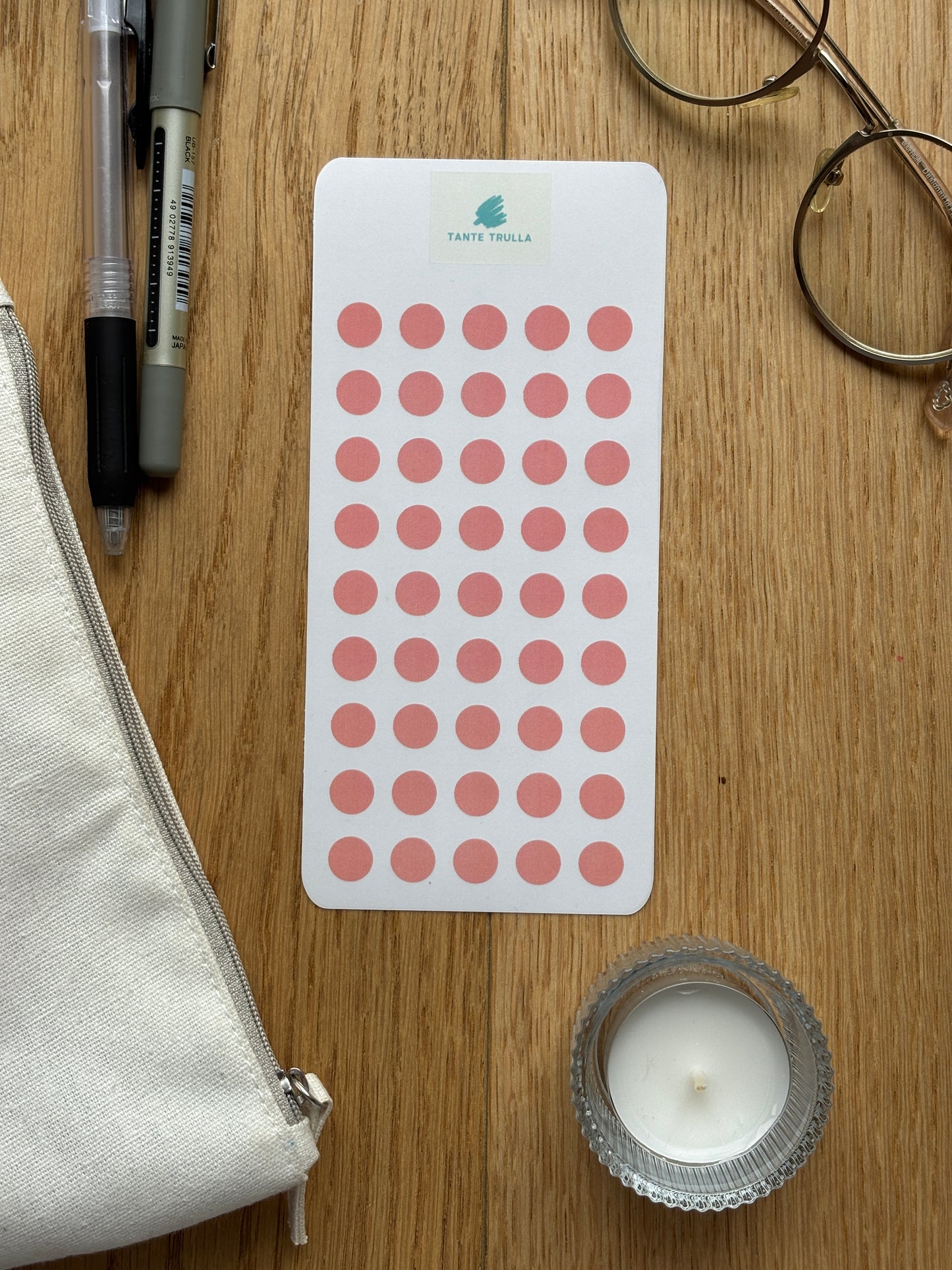 Just Dots | bright