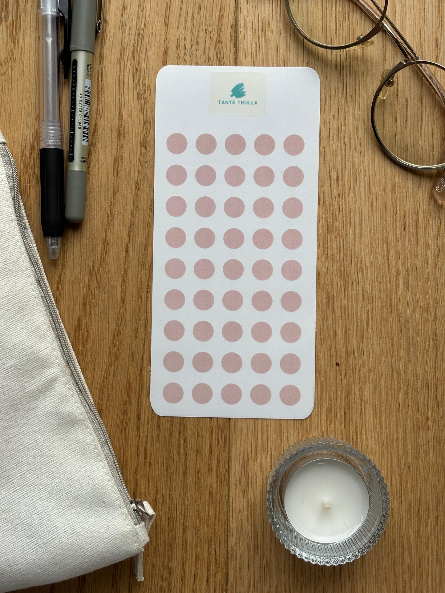 Just Dots | bright